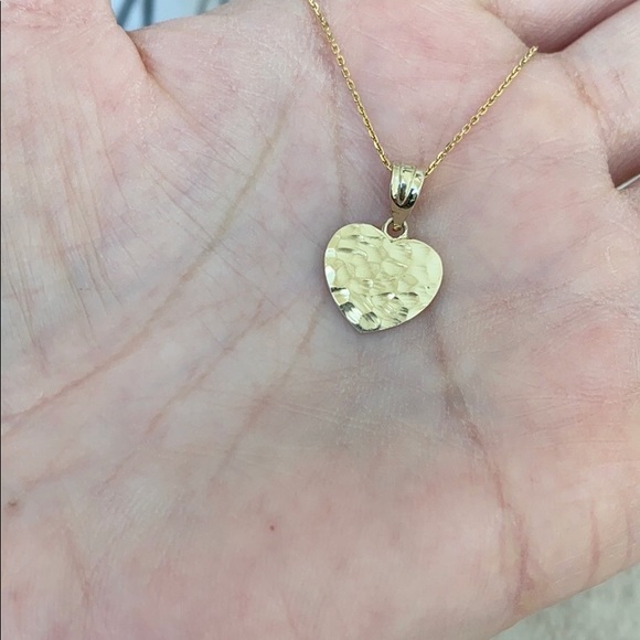 10k White Gold Hammered Mini Heart Small Necklace